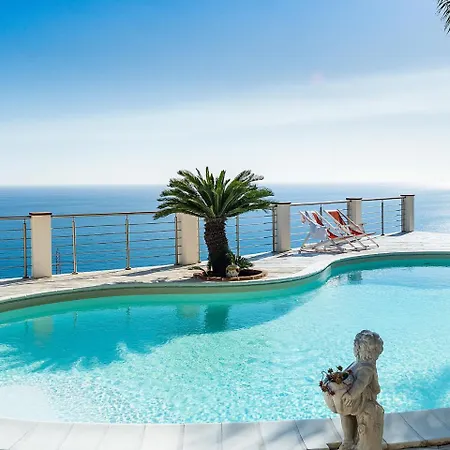 Villa Belvilla By Oyo With Panoramic Sea View Pool *