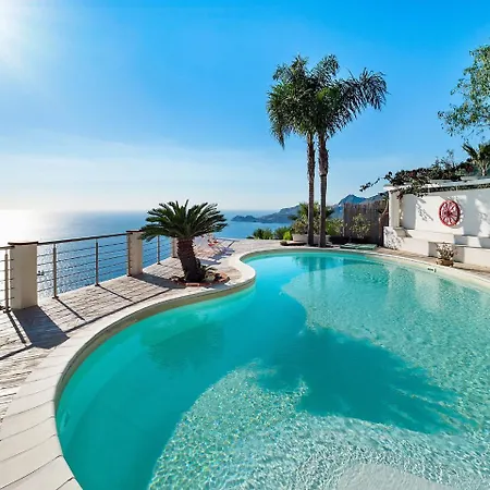 Villa Belvilla By Oyo With Panoramic Sea View Pool Letojanni